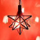 Pequeña lámpara estrella de cristal rojo