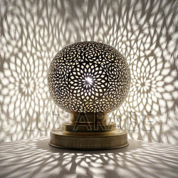 Lampara arabe de mesa de cobre calado forma esfera de oro