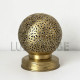 Lampe à poser marocain forme d'oeuf d'or en cuivre ajouré