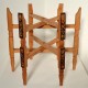 Table de thé de jambe pliante avec plateau en laiton sculpté