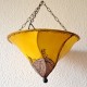 Lilie von der Decke Licht Schatten von Henna bemalte Leder