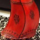 Lámpara llama de cuero pintada con henna