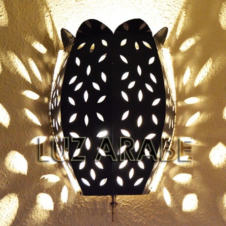 Aplique de pared tulipán de forja calada