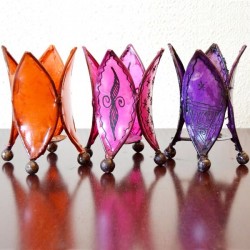 Pack 3 Portavelas forma lirio de cuero pintado con henna