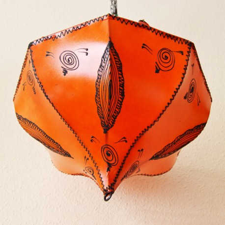 Plafond la tulipe en cuir peint