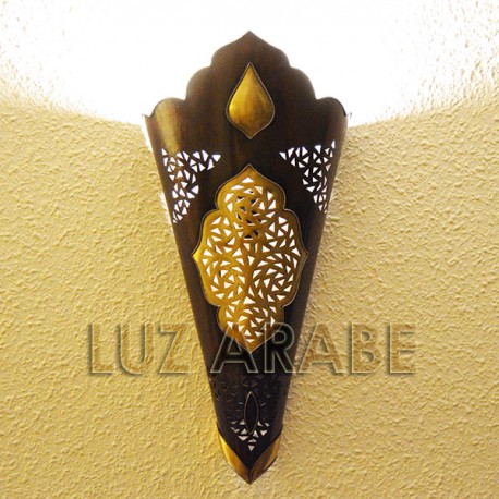 Gran aplique de pared arabe de cobre