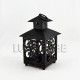 Farol de hierro calado forma casa cuadrada